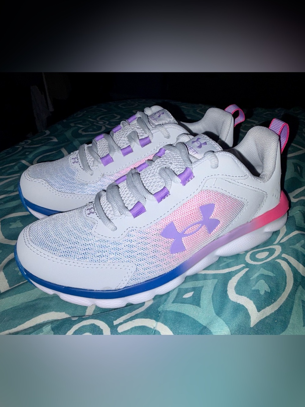 Brand new Girls Under Armour shoes
